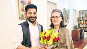 "Telangana CM invites Sonia Gandhi for Formation Day celebrations"